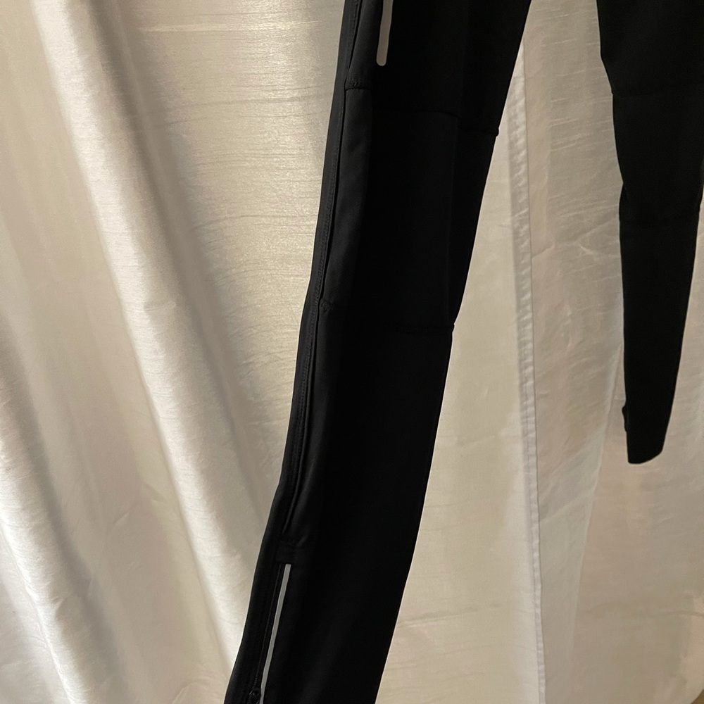 Exercise/running pants - Picture 3 of 4